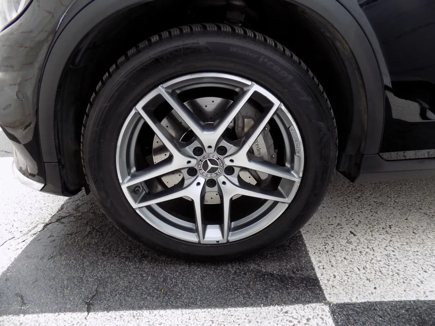 Mercedes-Benz GLC - Náhled 40