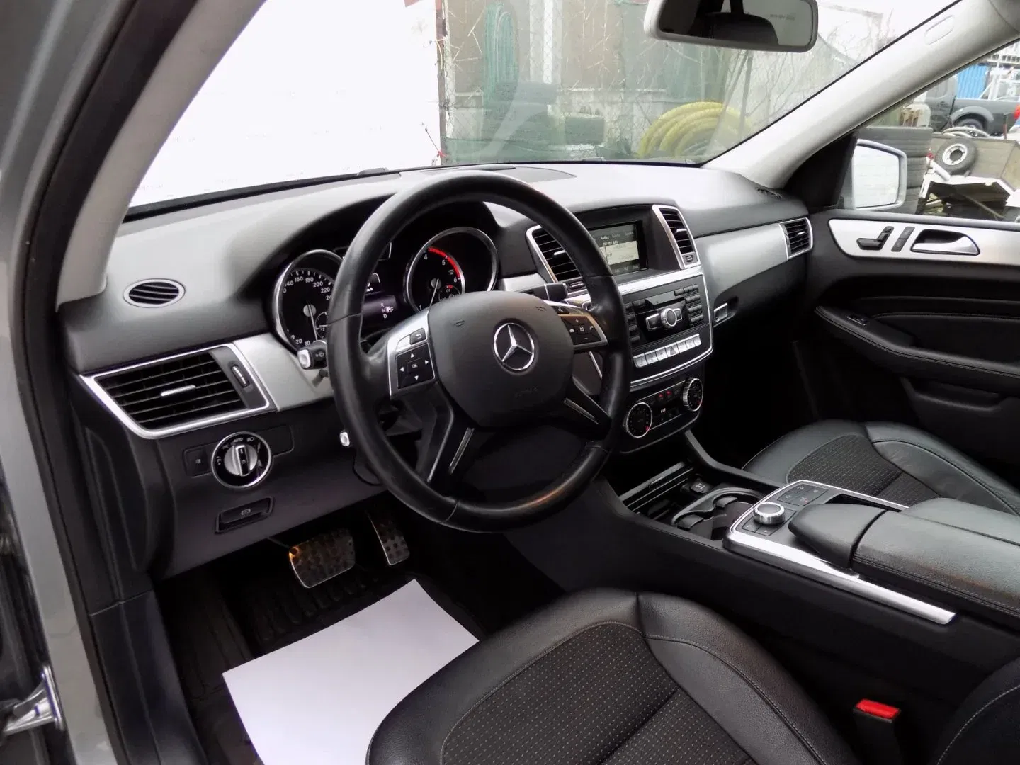Mercedes-Benz Třídy M - Náhled 13