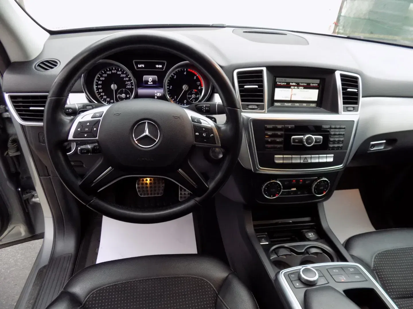 Mercedes-Benz Třídy M - Náhled 24