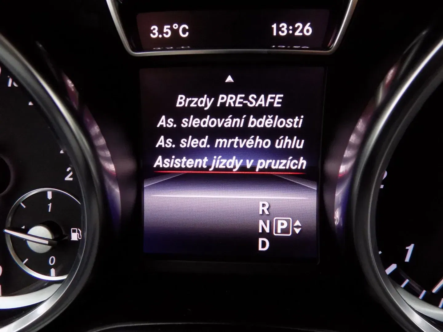 Mercedes-Benz Třídy M - Náhled 41