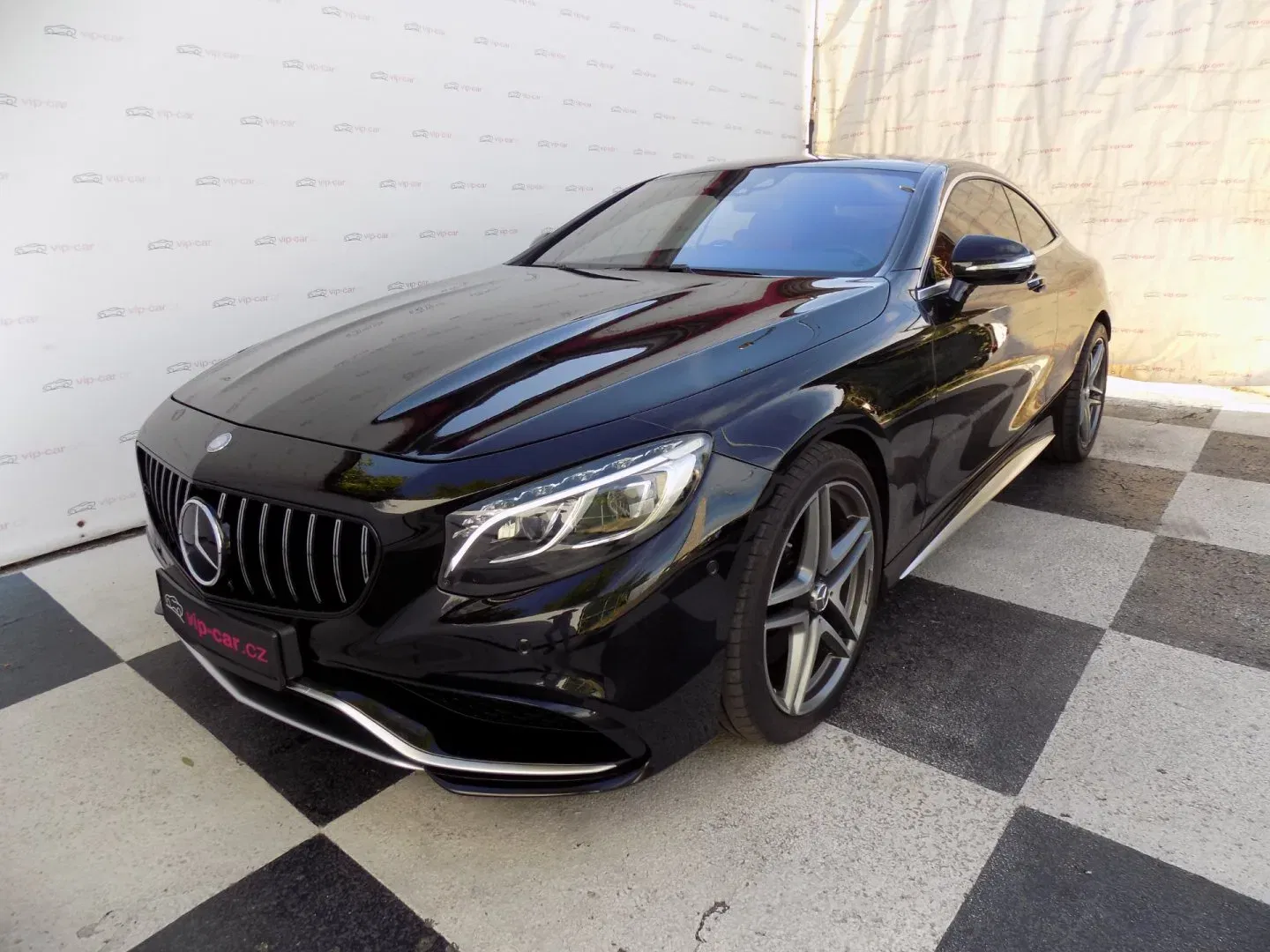 Mercedes-Benz Třídy S - Obrázek 1