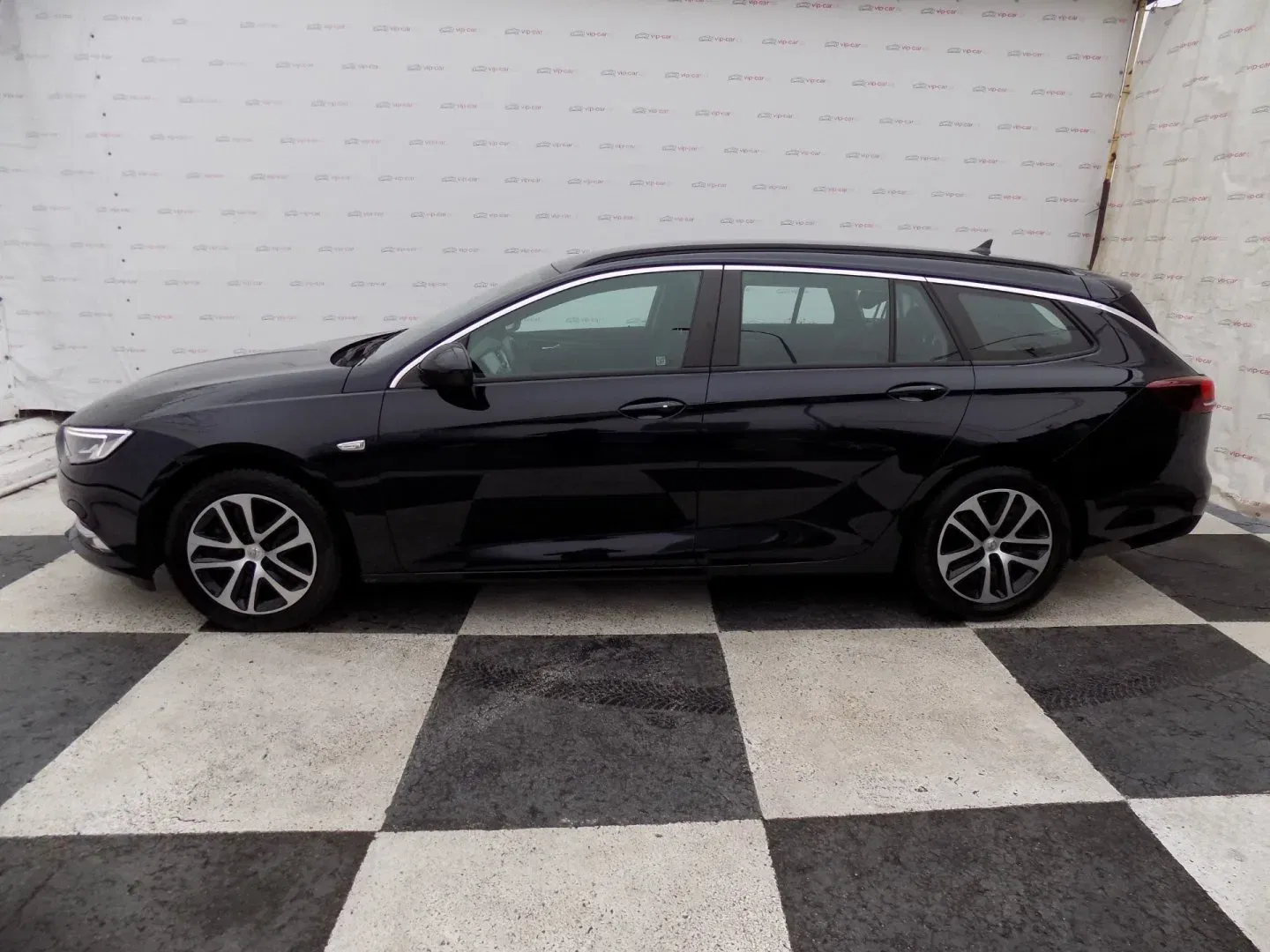 Opel Insignia - Náhled 2