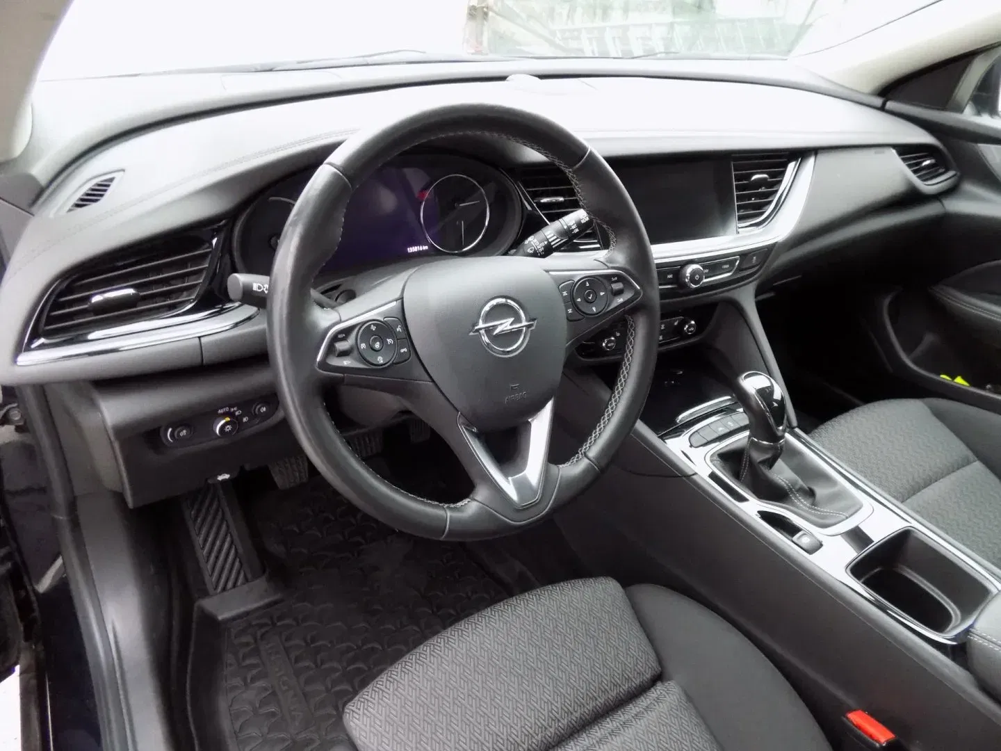 Opel Insignia - Náhled 13