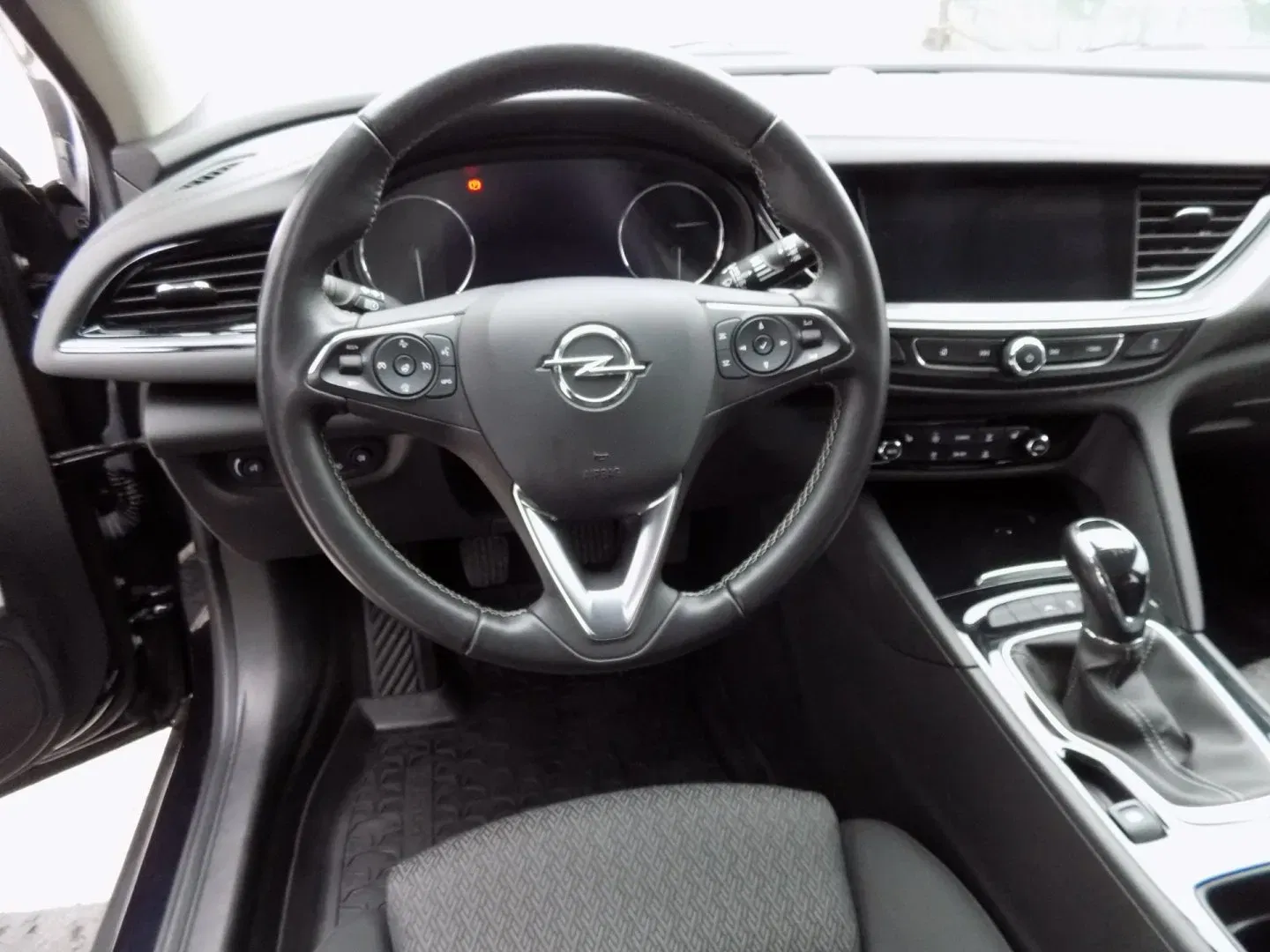 Opel Insignia - Náhled 24