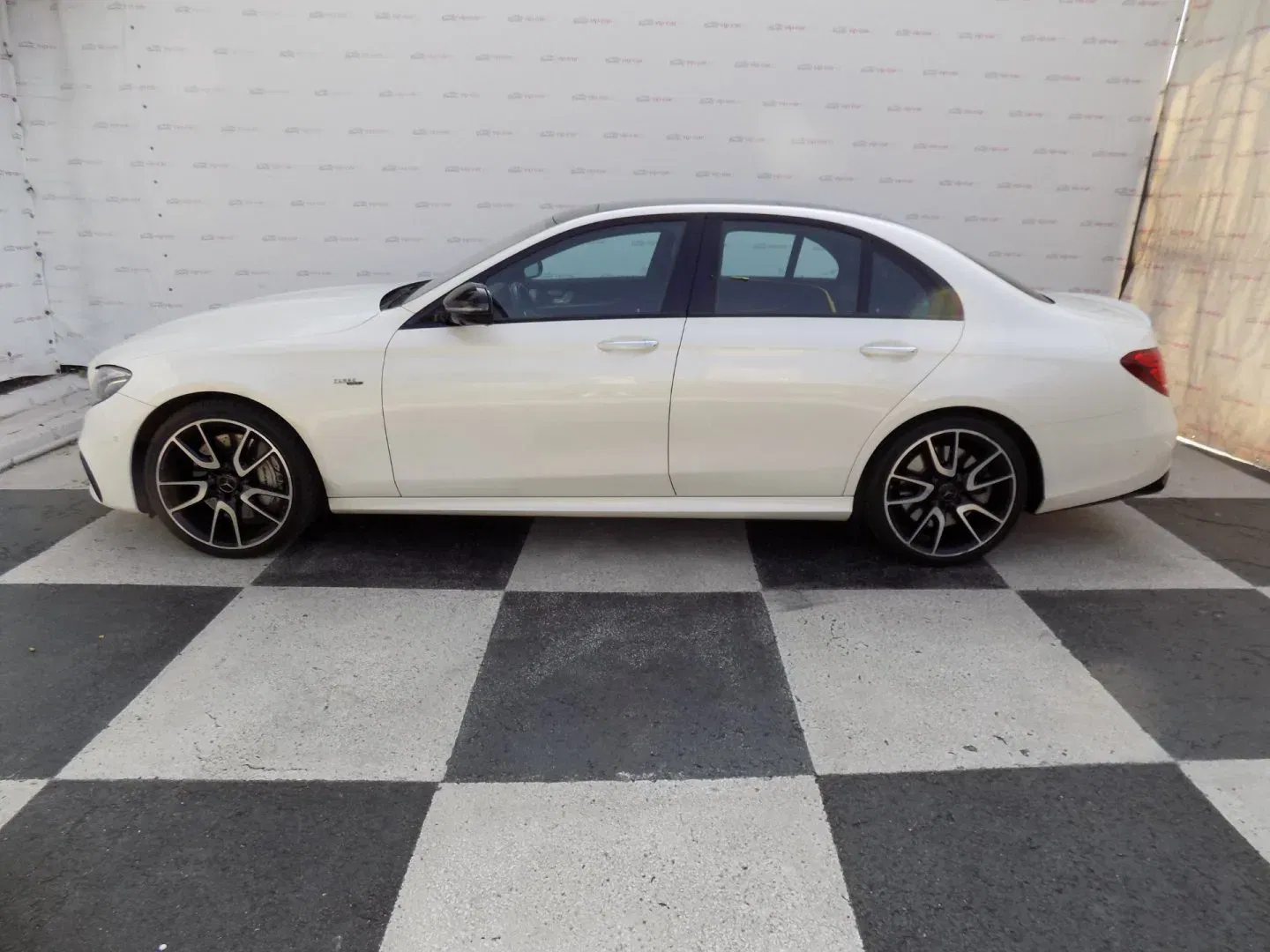 Mercedes-Benz Třídy E - Náhled 2