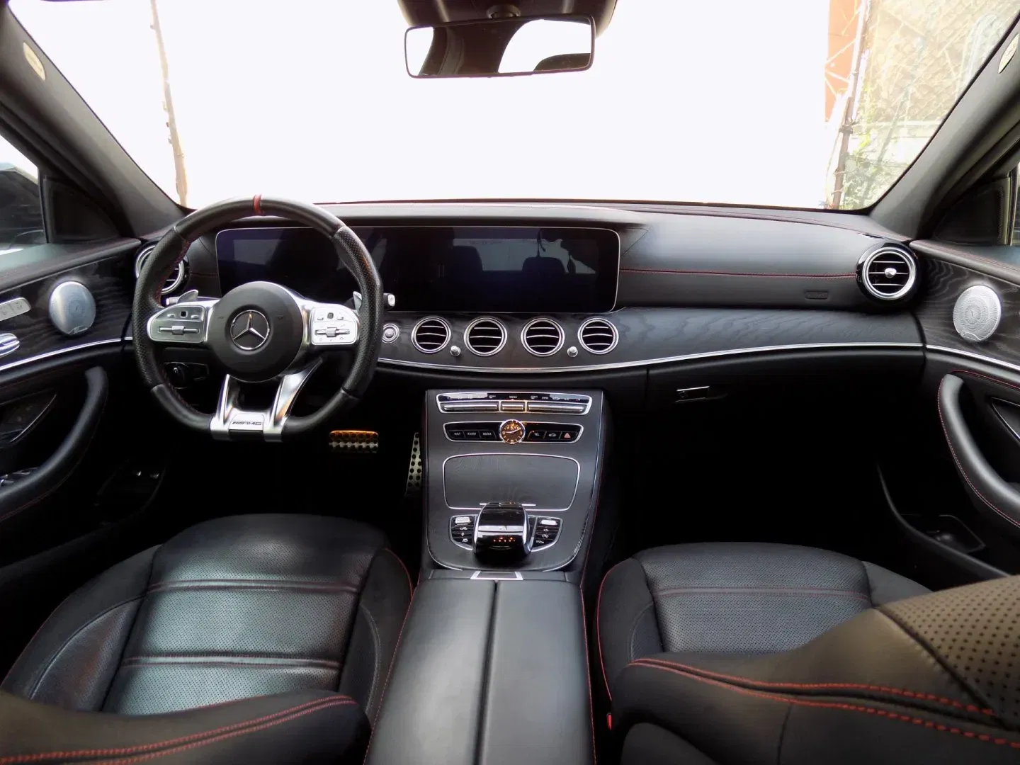 Mercedes-Benz Třídy E - Náhled 22