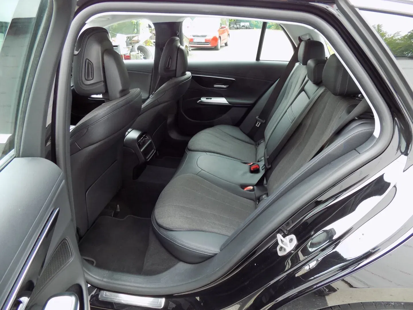 Mercedes-Benz Třídy E - Náhled 10