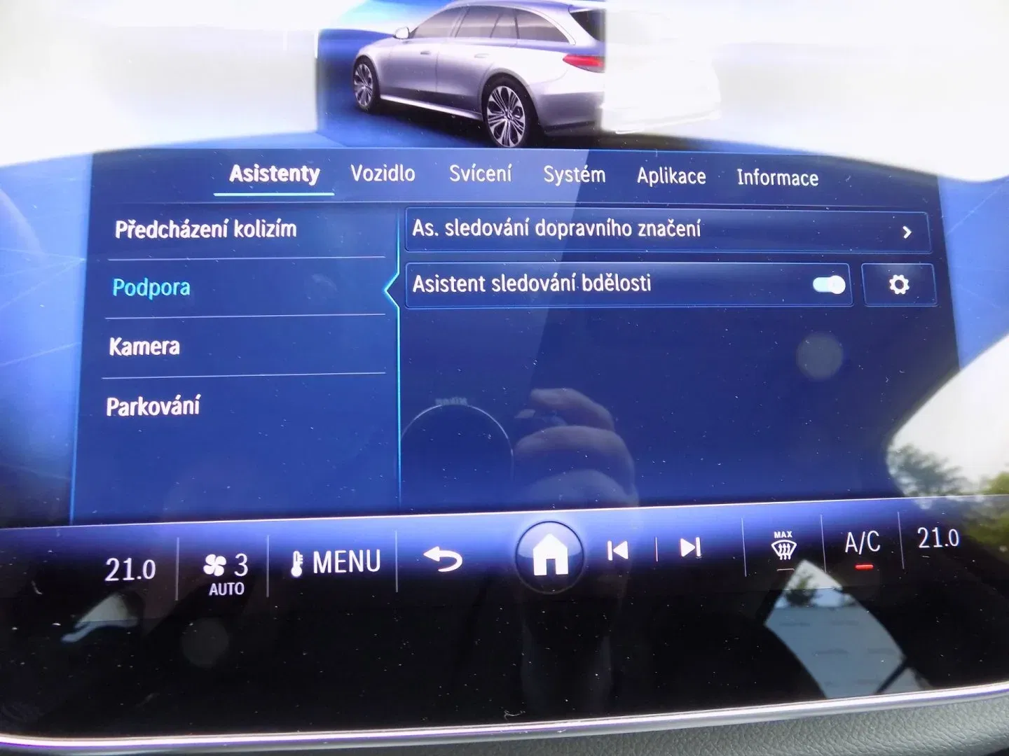 Mercedes-Benz Třídy E - Náhled 38