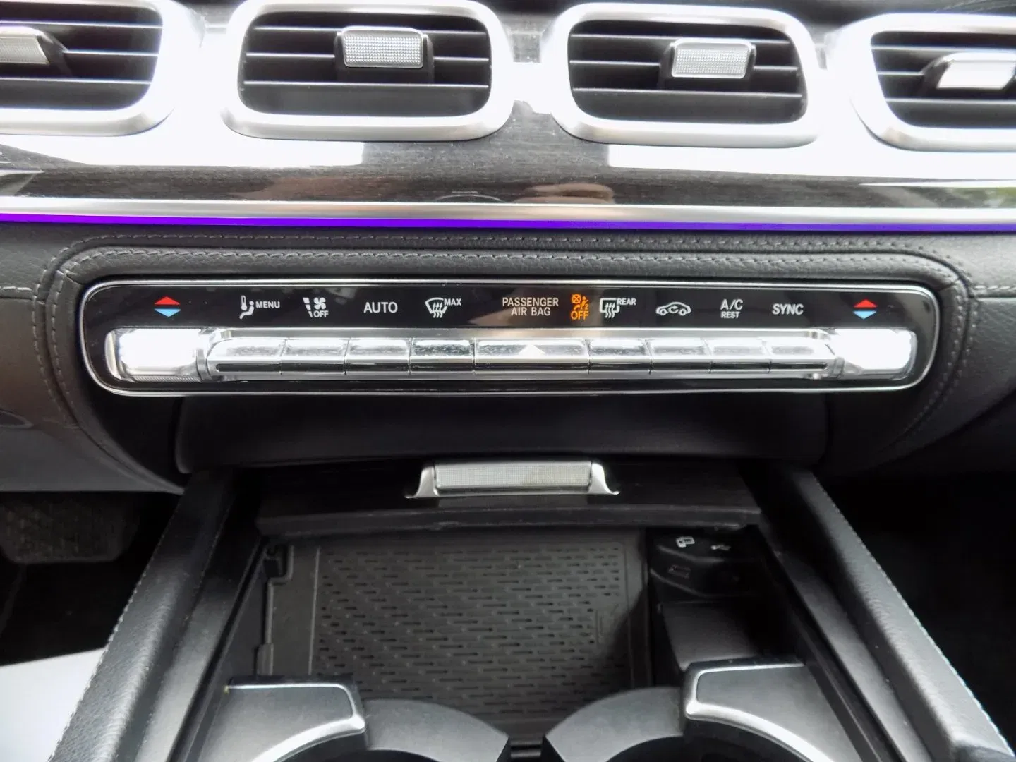 Mercedes-Benz GLE - Náhled 44