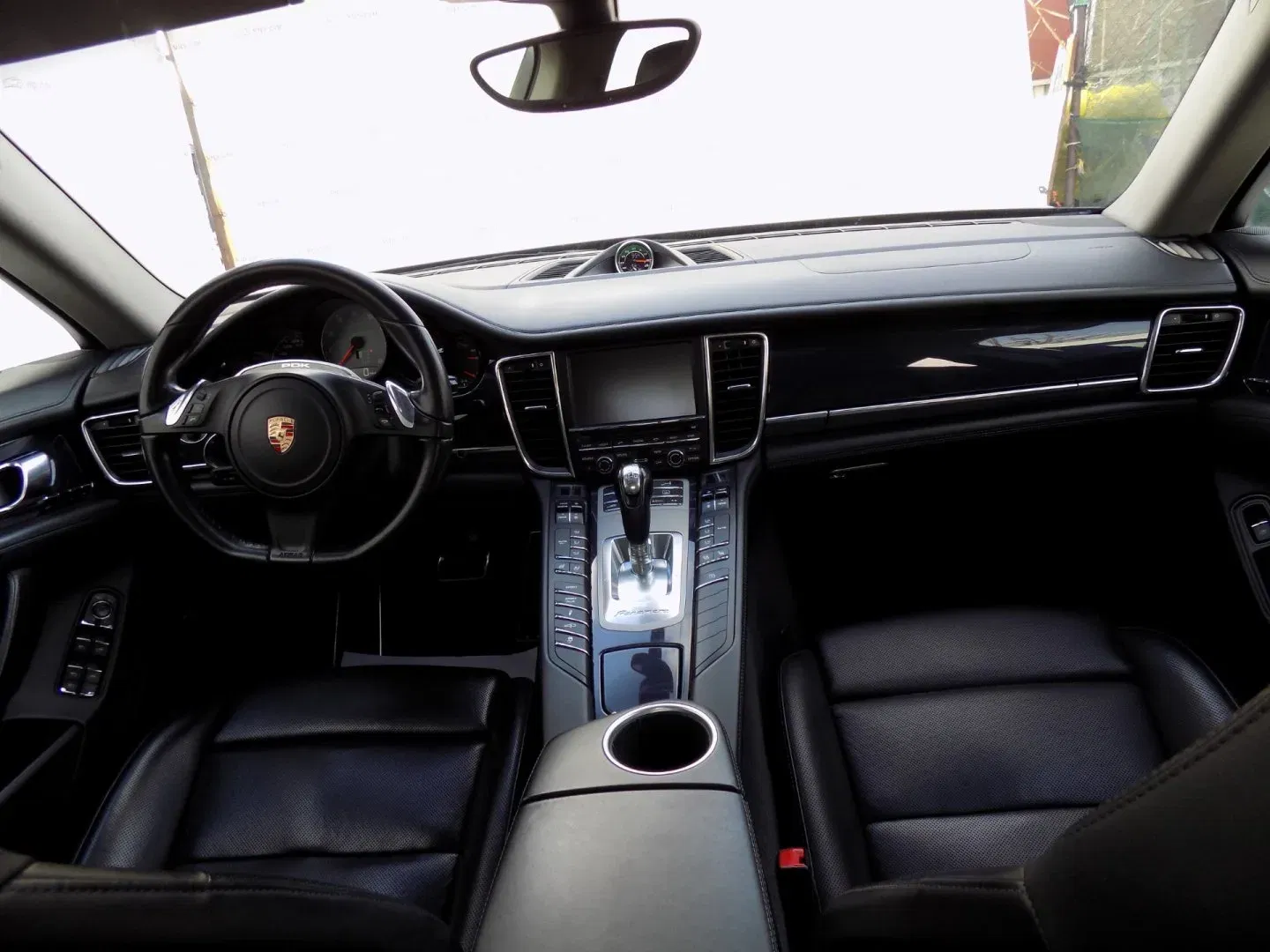 Porsche Panamera - Náhled 22