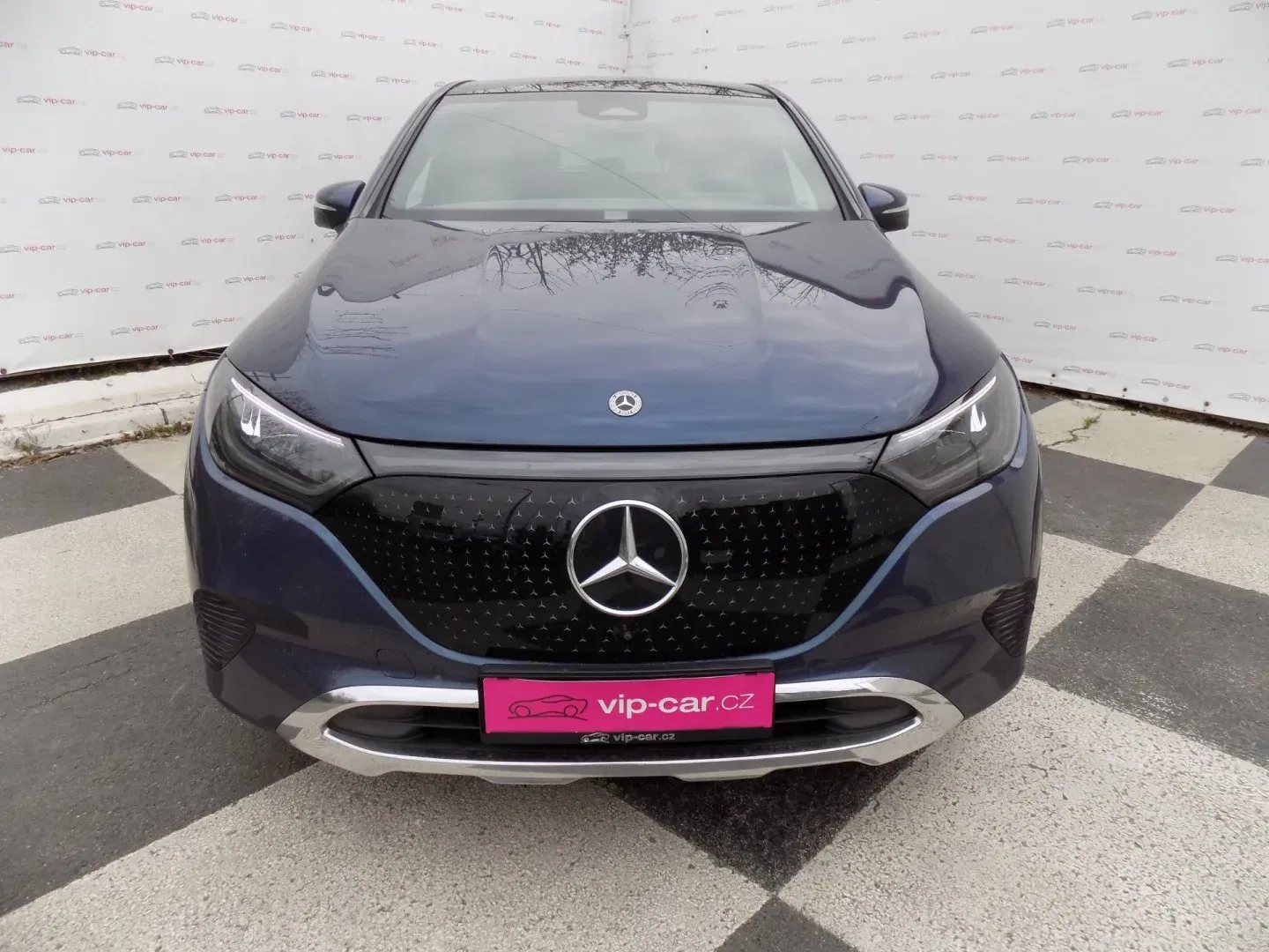 Mercedes-Benz EQE - Náhled 4
