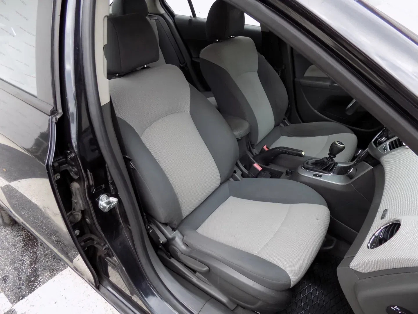 Chevrolet Cruze - Náhled 16