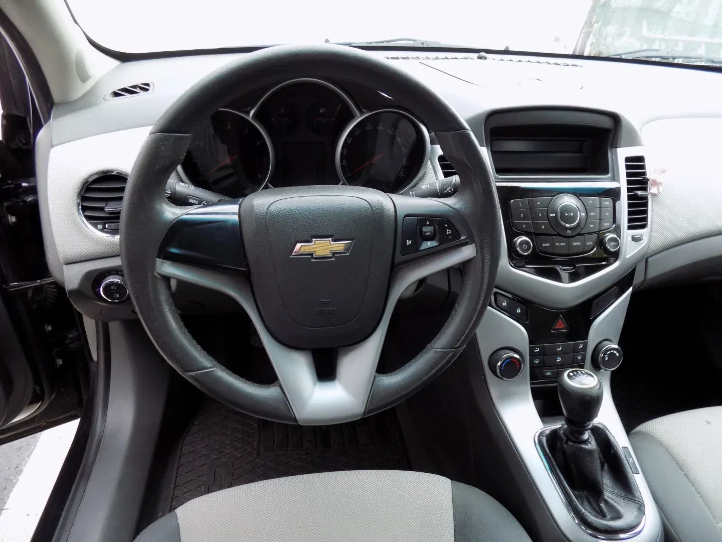 Chevrolet Cruze - Náhled 23