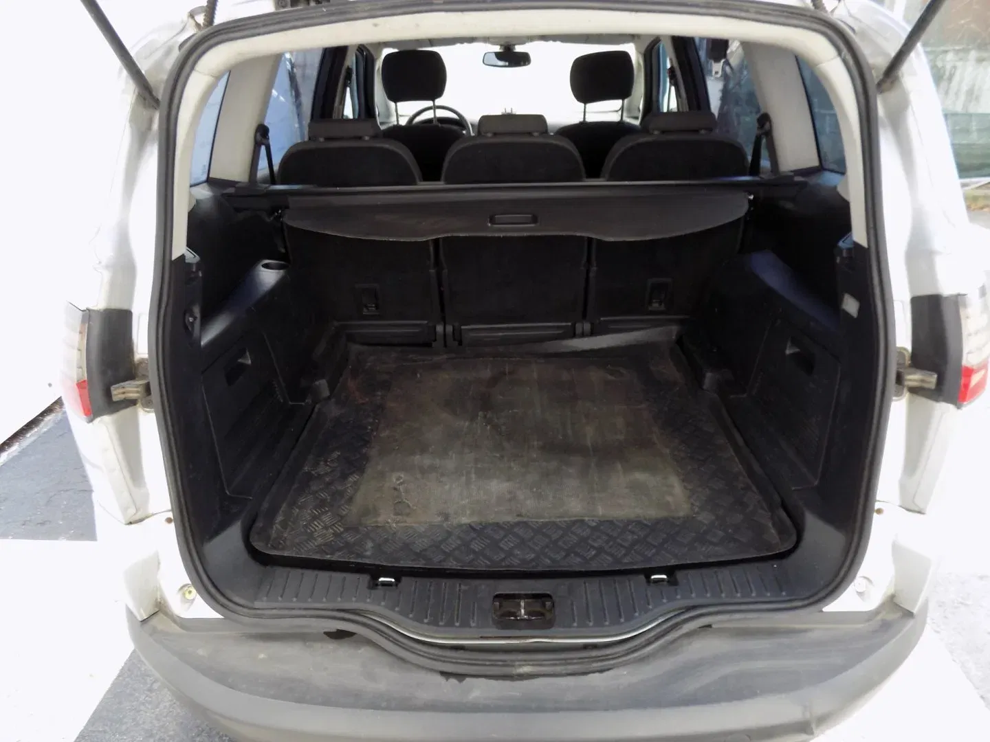 Ford S-MAX - Náhled 8