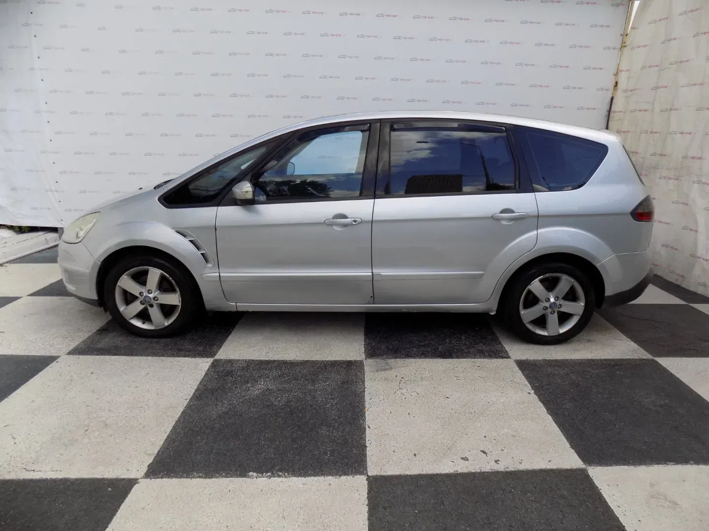 Ford S-MAX - Náhled 2