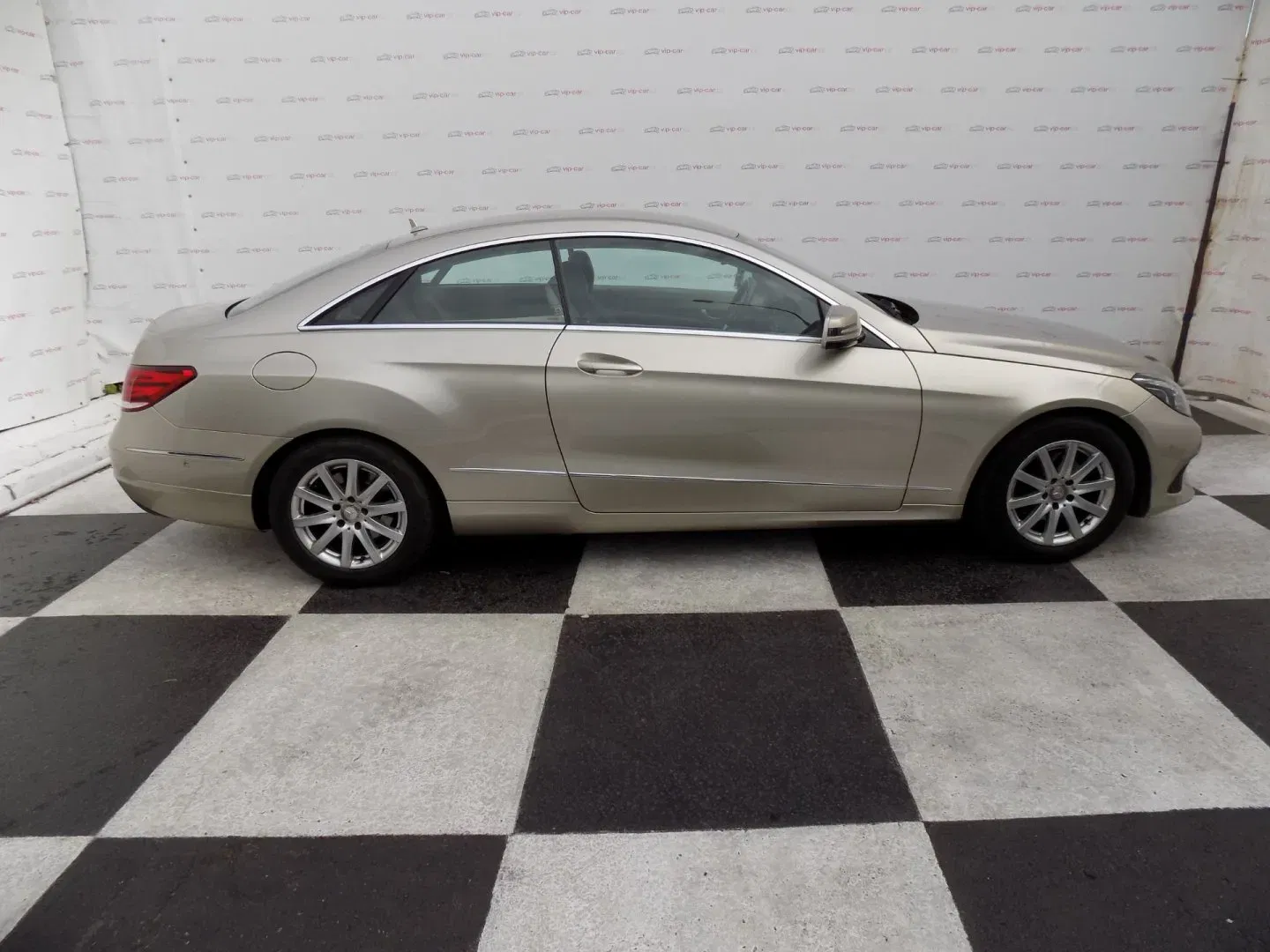 Mercedes-Benz Třídy E - Náhled 7