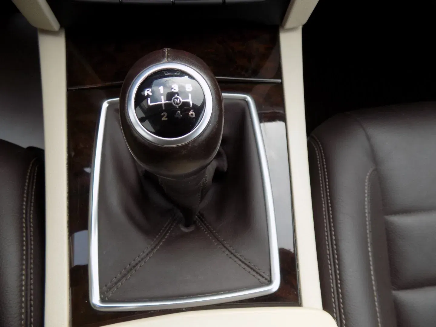 Mercedes-Benz Třídy E - Náhled 30