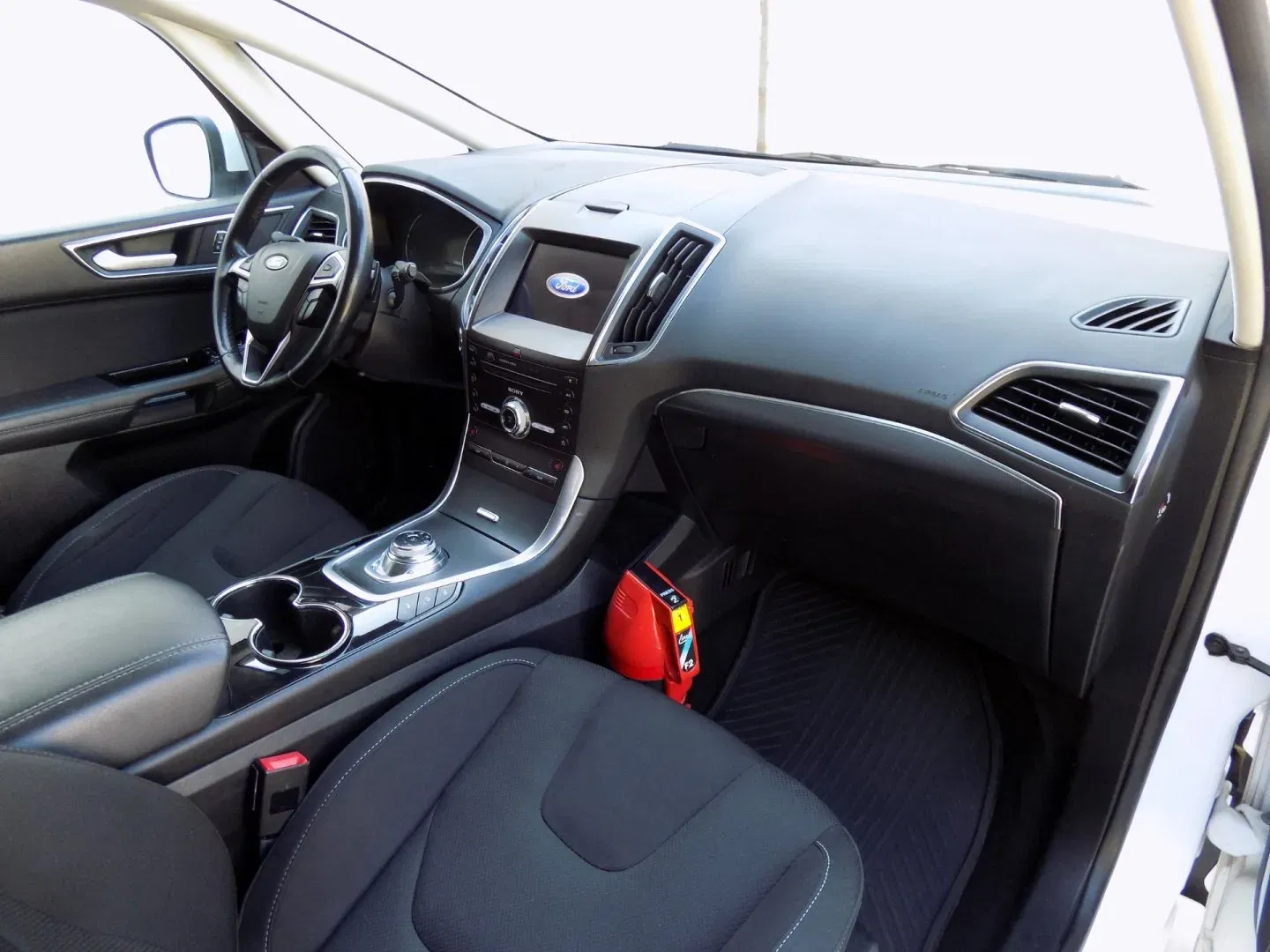 Ford S-MAX - Náhled 17
