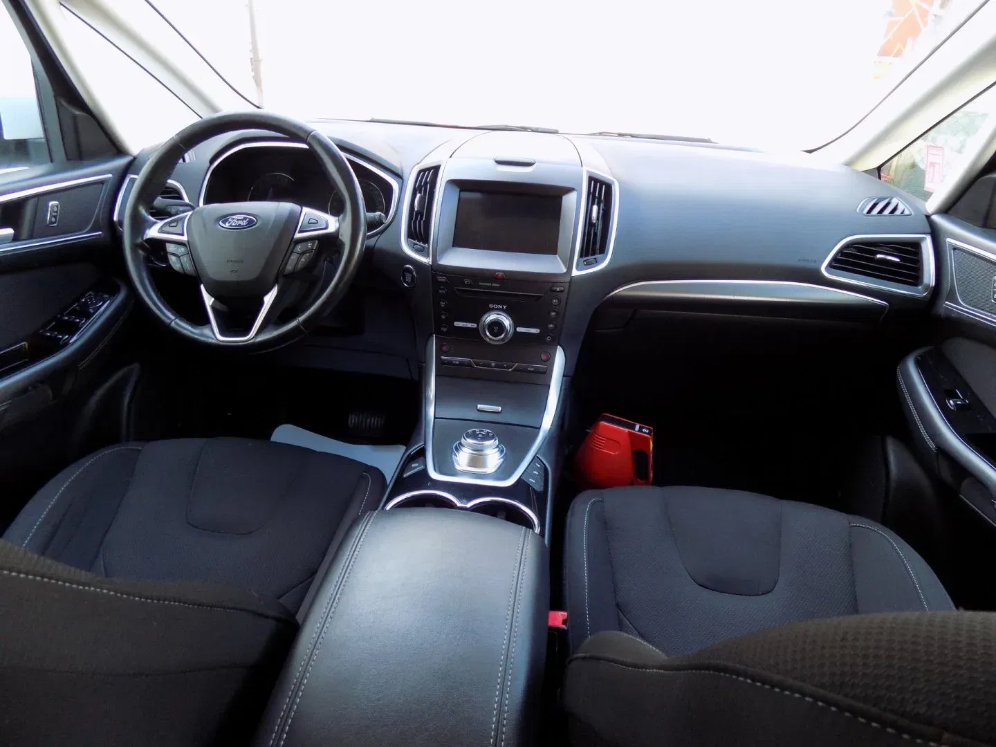 Ford S-MAX - Náhled 21