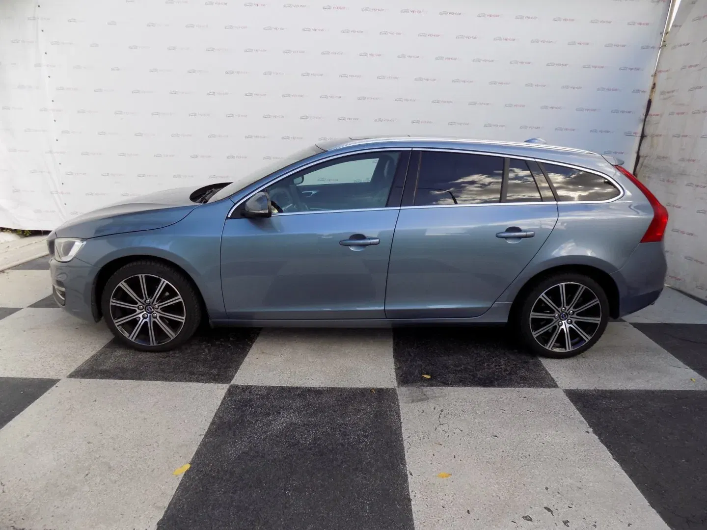 Volvo V60 - Náhled 2
