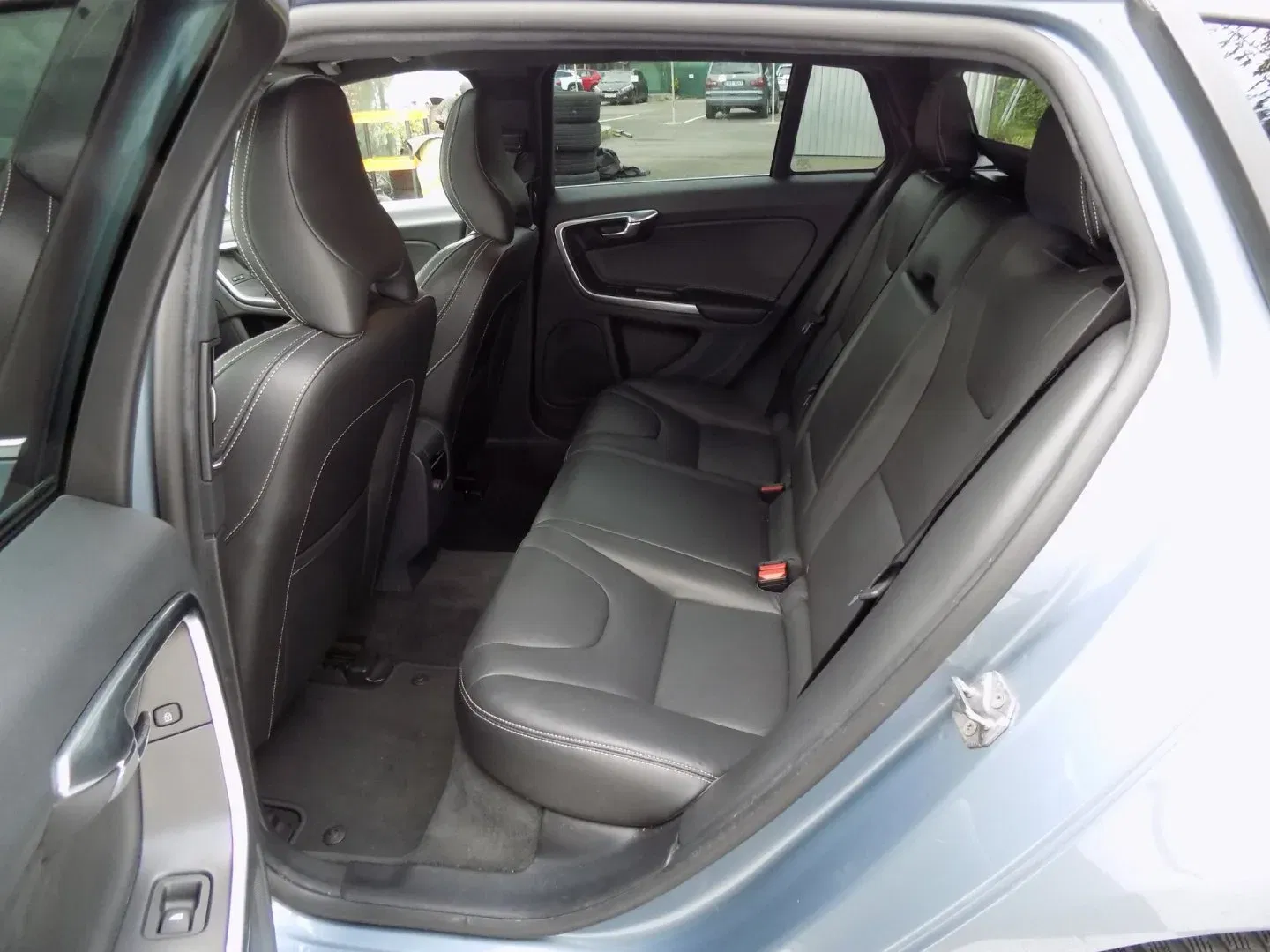 Volvo V60 - Náhled 17