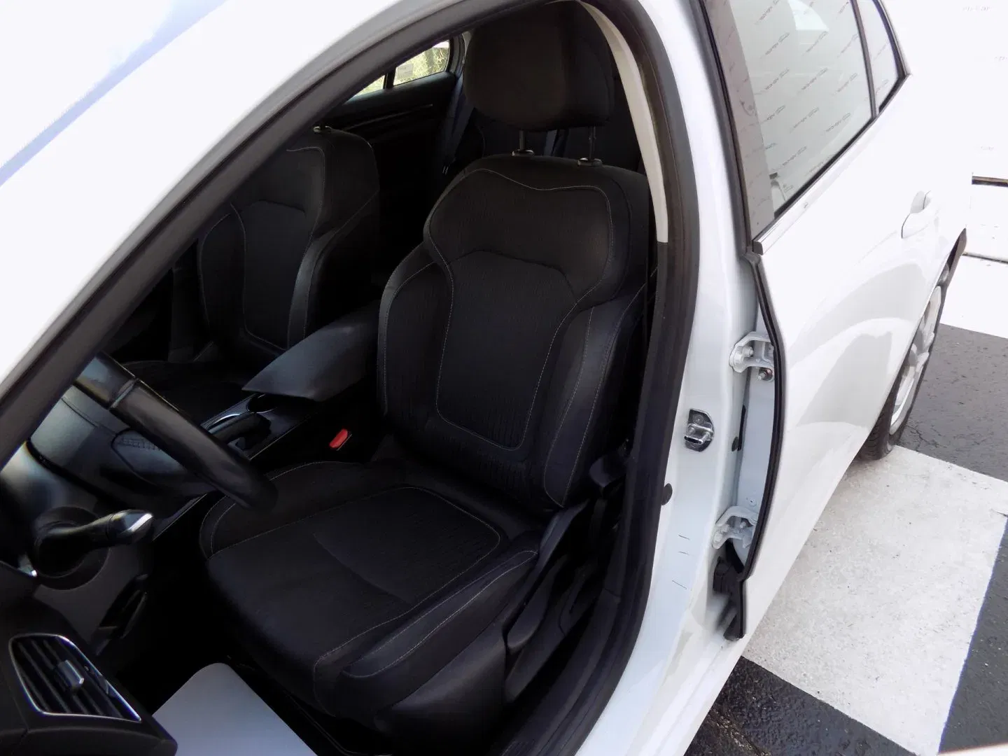 Renault Mégane - Náhled 13