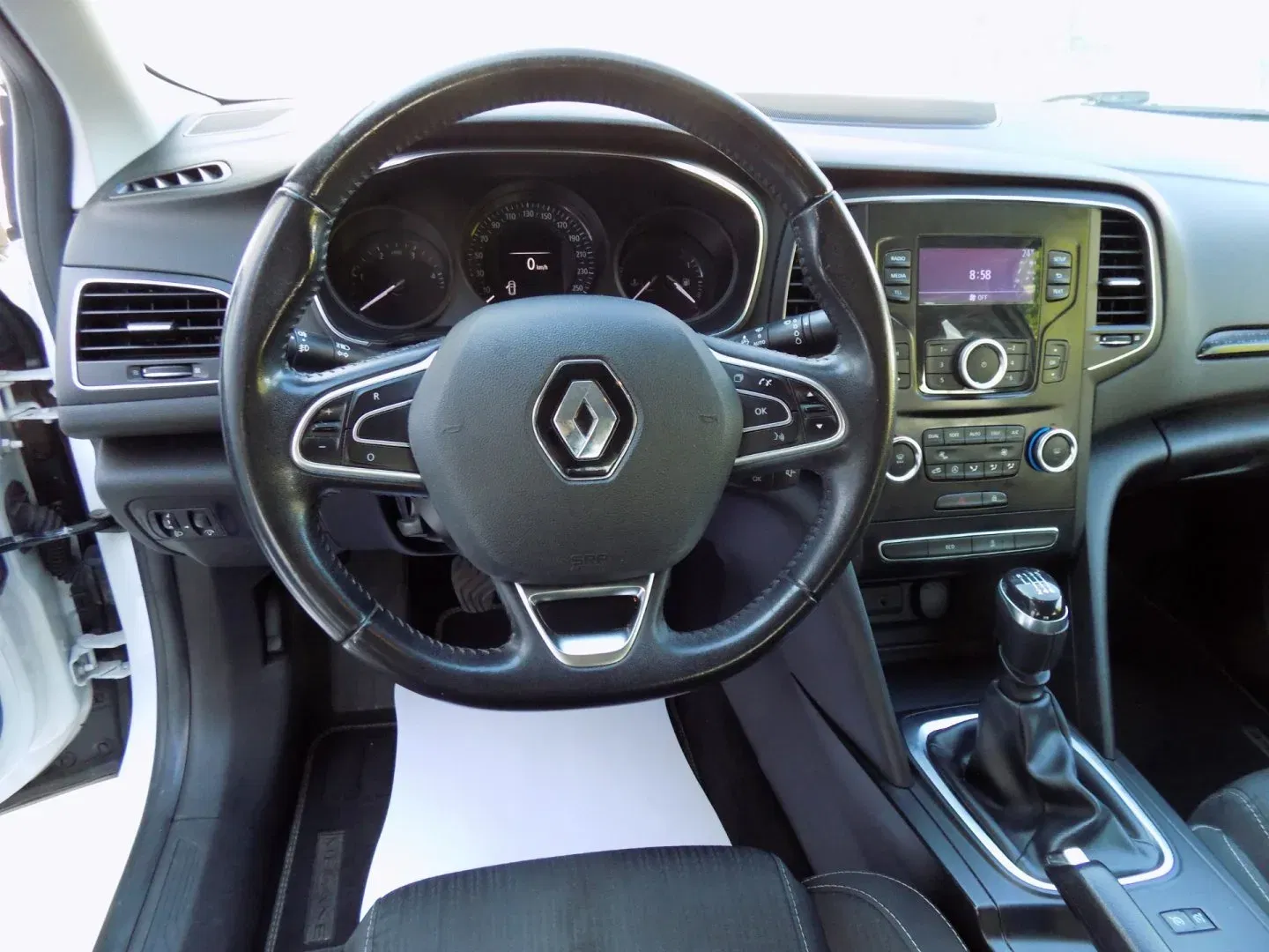 Renault Mégane - Náhled 23