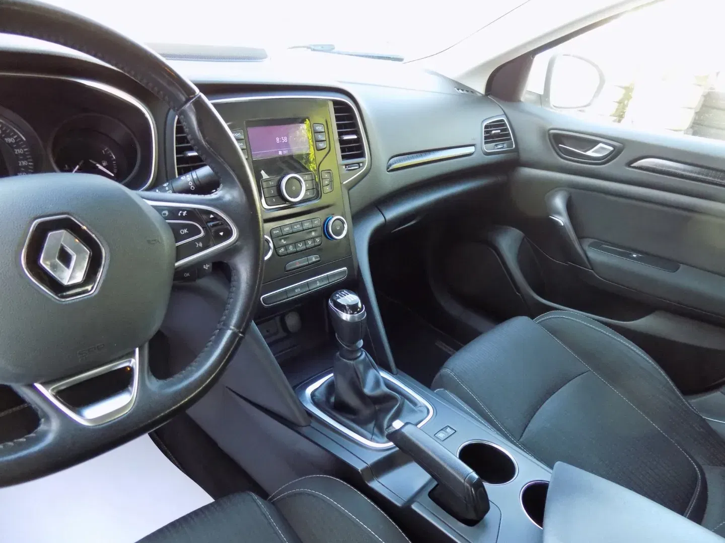 Renault Mégane - Náhled 24
