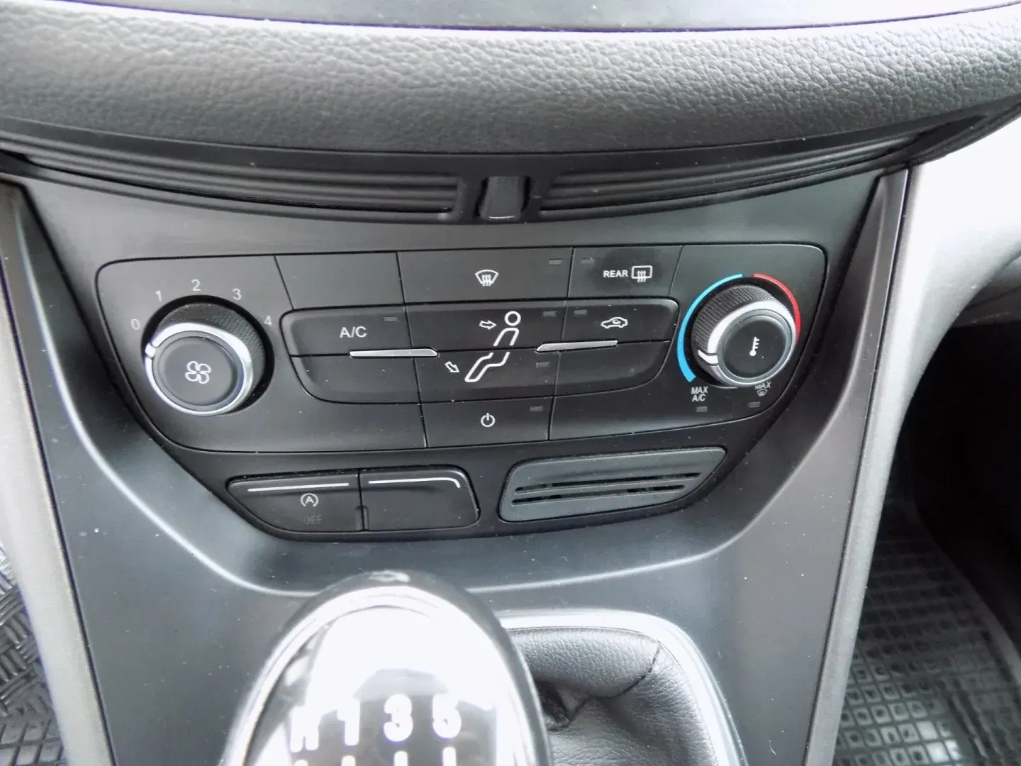 Ford C-MAX - Náhled 28