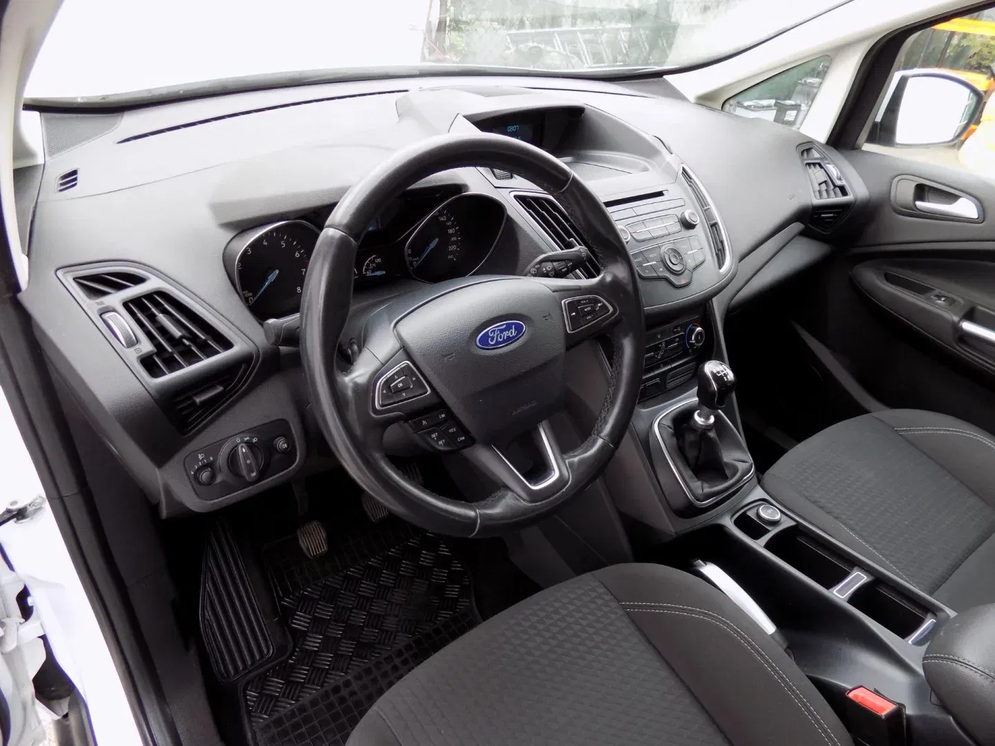 Ford C-MAX - Náhled 12
