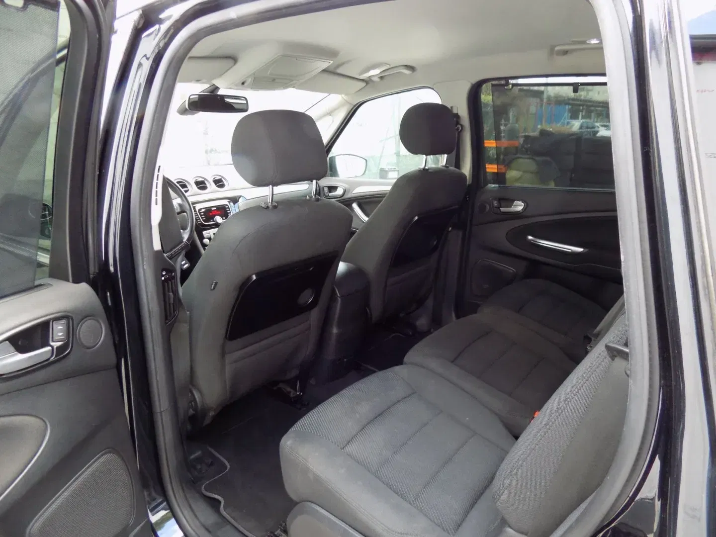 Ford S-MAX - Náhled 11
