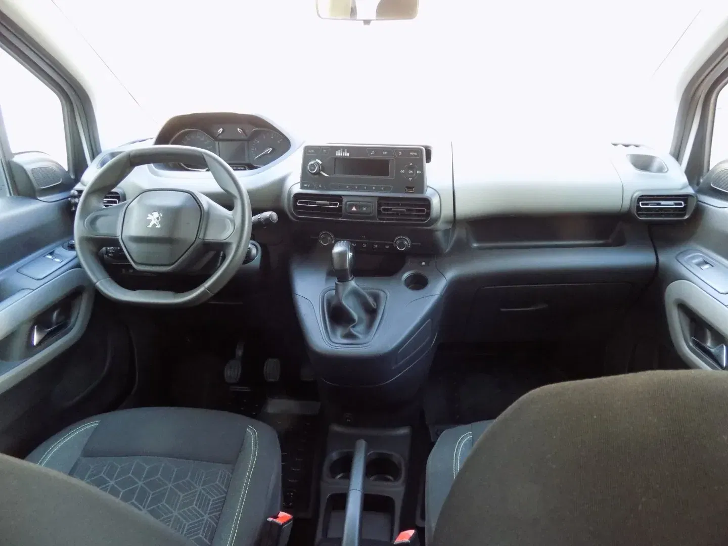Peugeot Rifter - Náhled 19