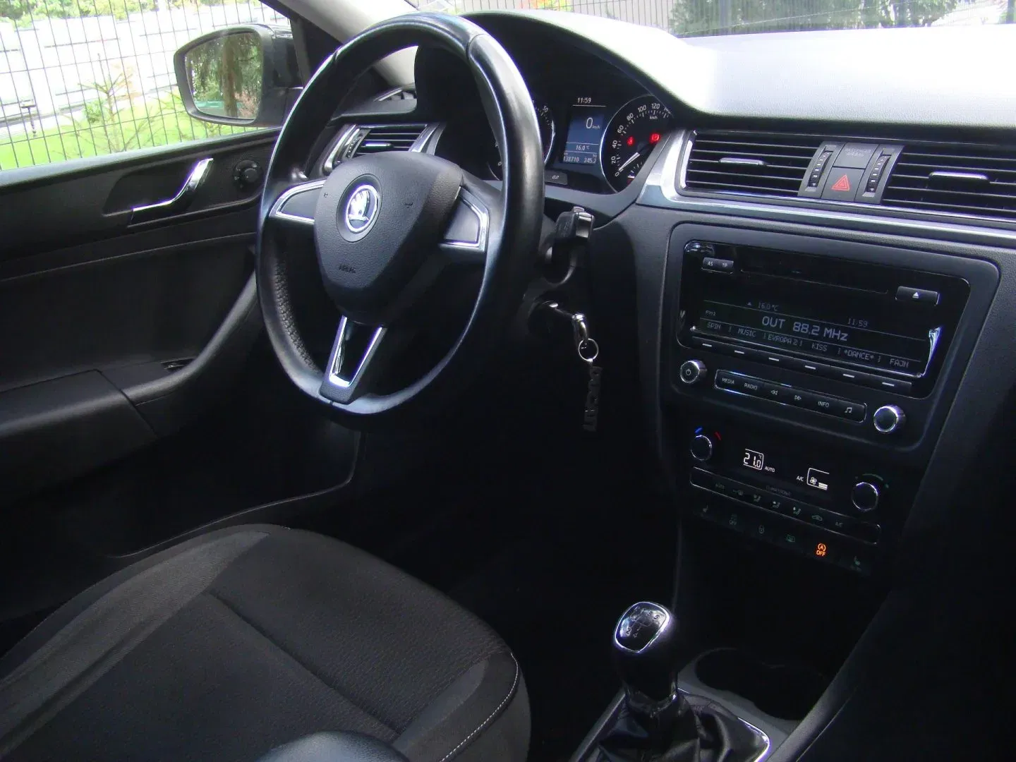 Škoda Rapid - Náhled 10
