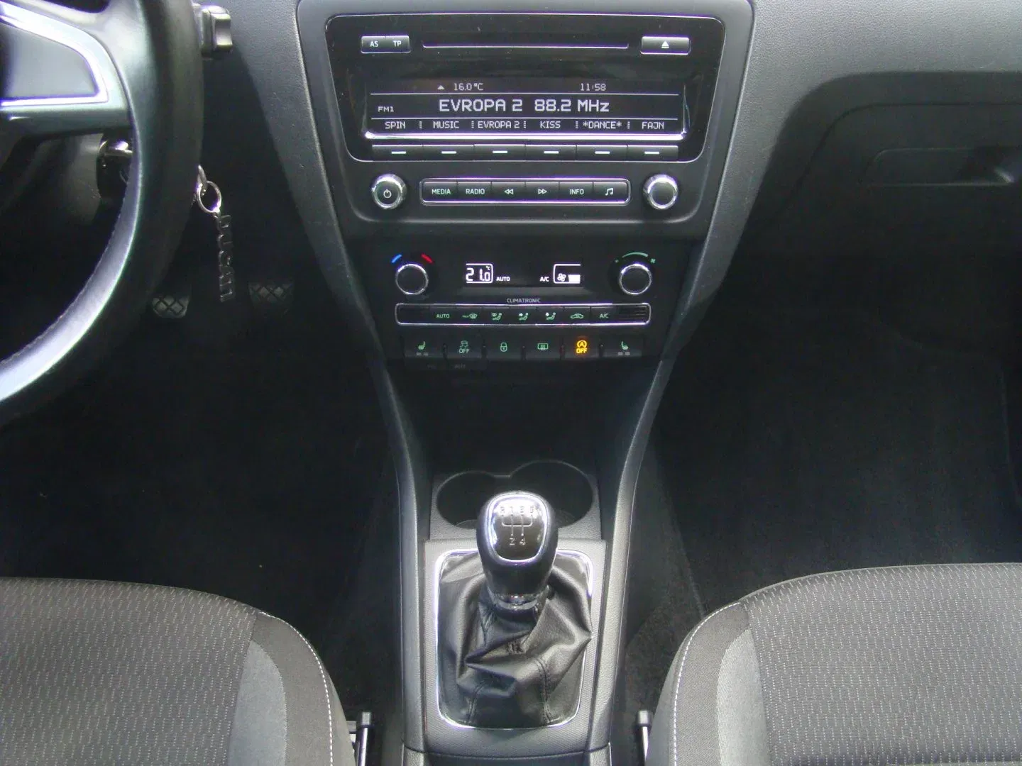 Škoda Rapid - Náhled 17
