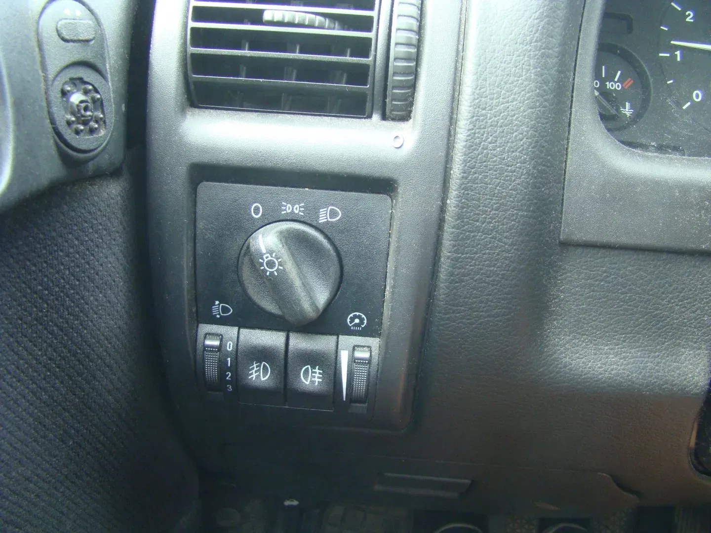 Opel Astra - Náhled 19