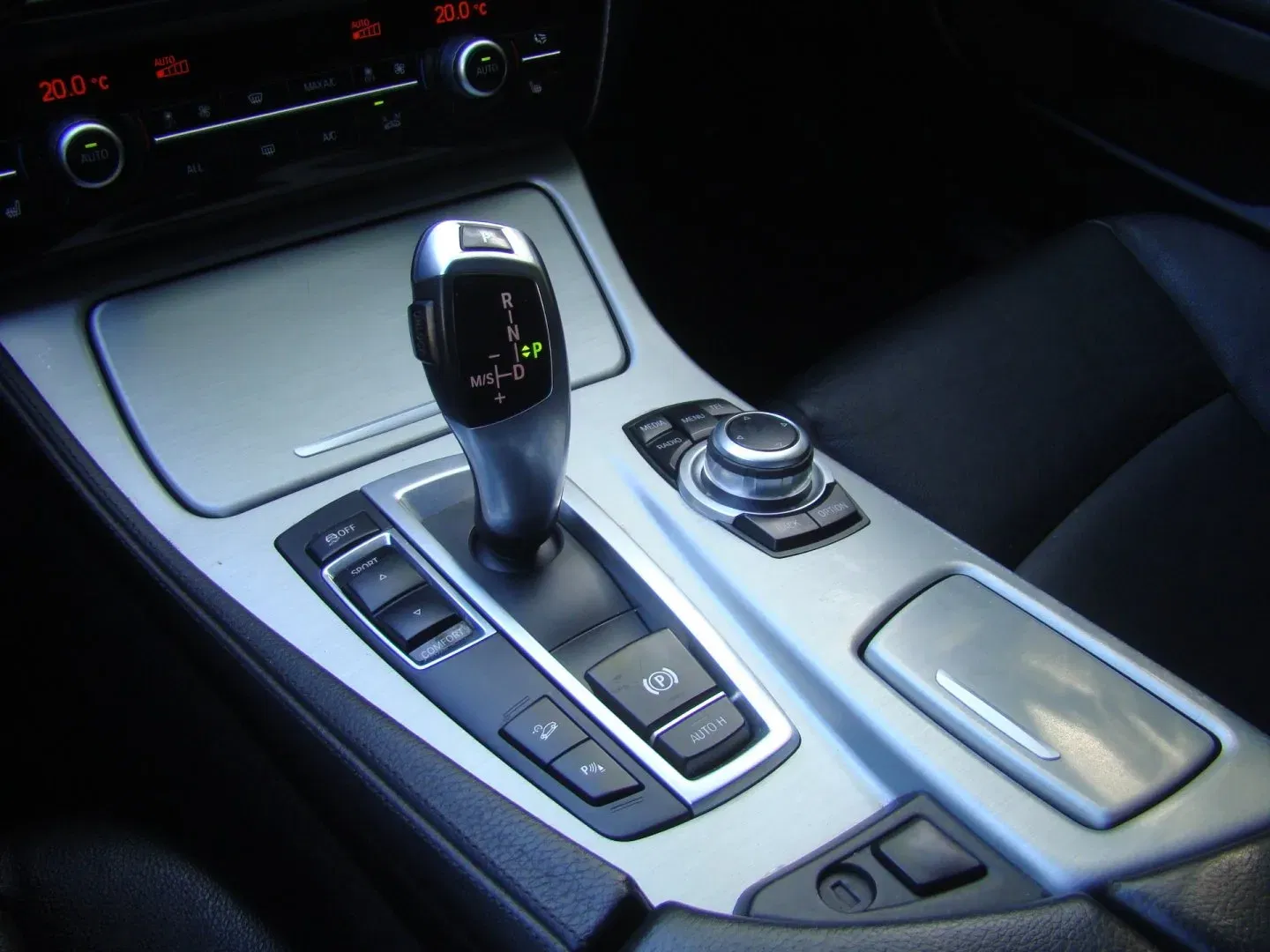 BMW Řada 5 - Náhled 21