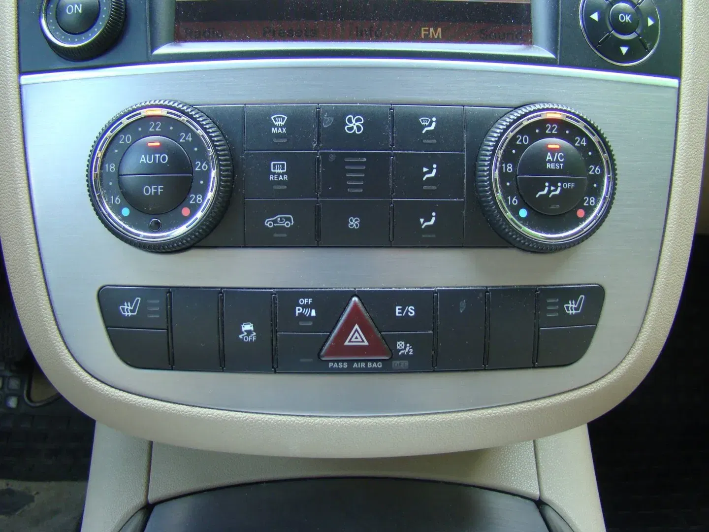 Mercedes-Benz Třídy R - Náhled 17