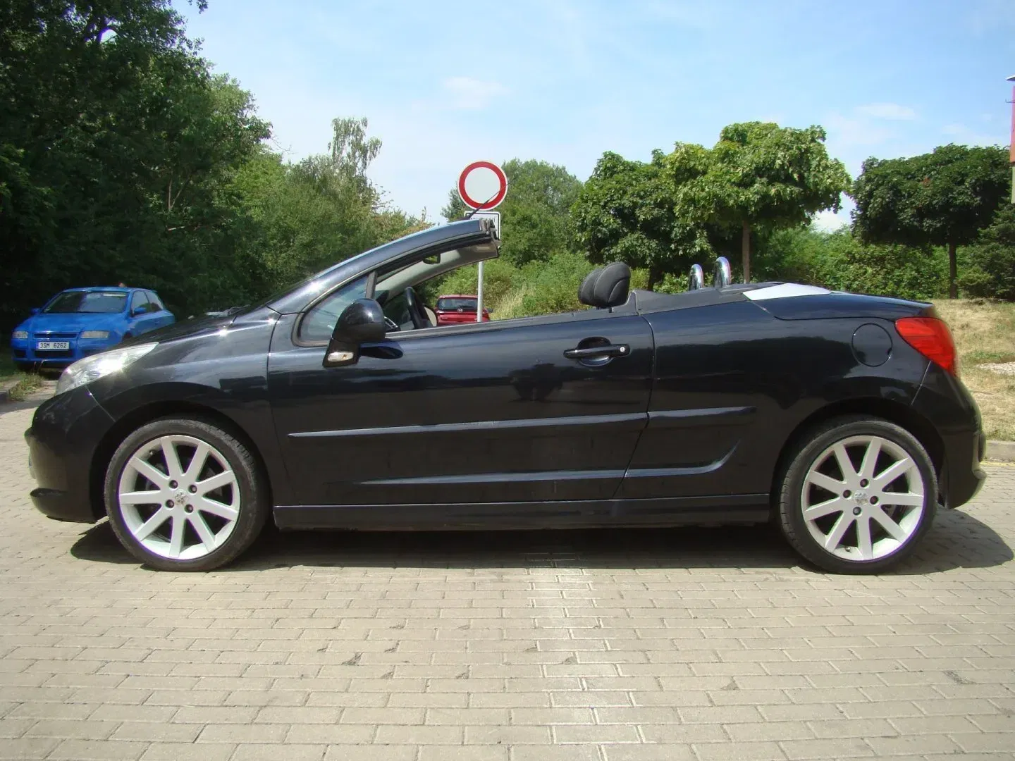 Peugeot 207 - Náhled 9