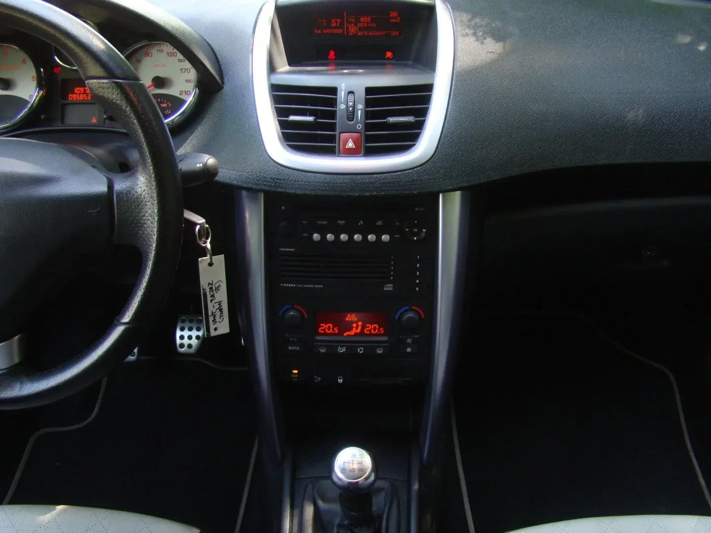 Peugeot 207 - Náhled 18