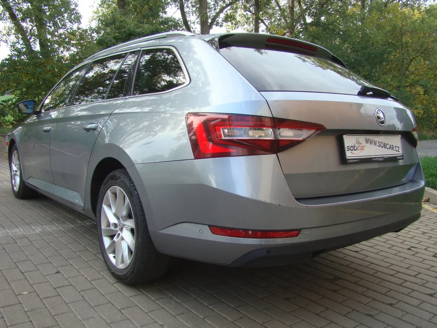 Škoda Superb - Náhled 5