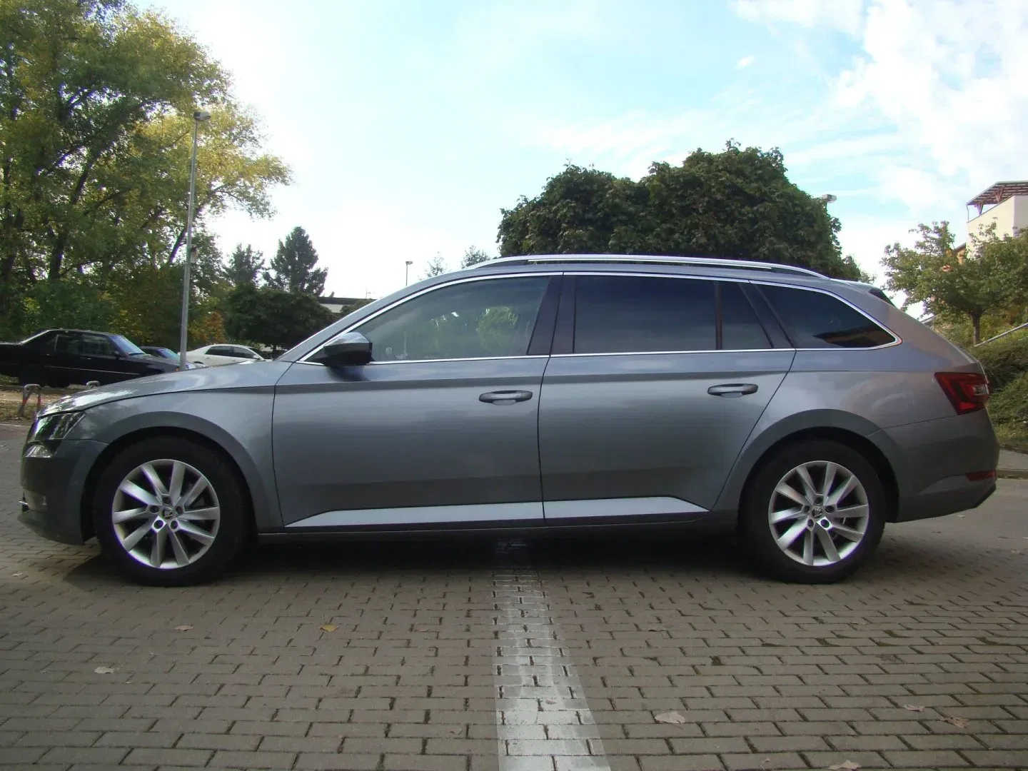 Škoda Superb - Náhled 6