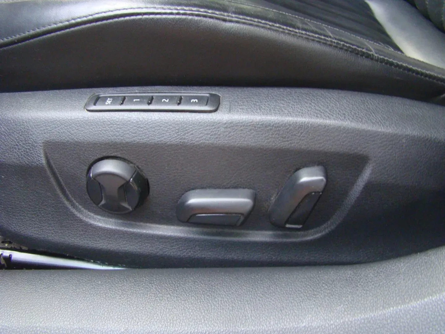 Škoda Superb - Náhled 25