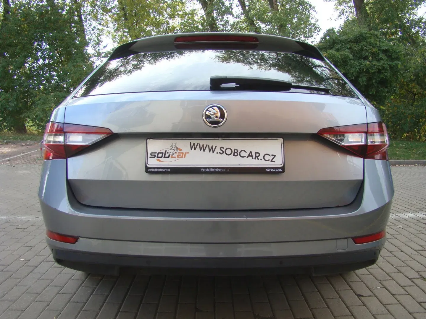 Škoda Superb - Náhled 32