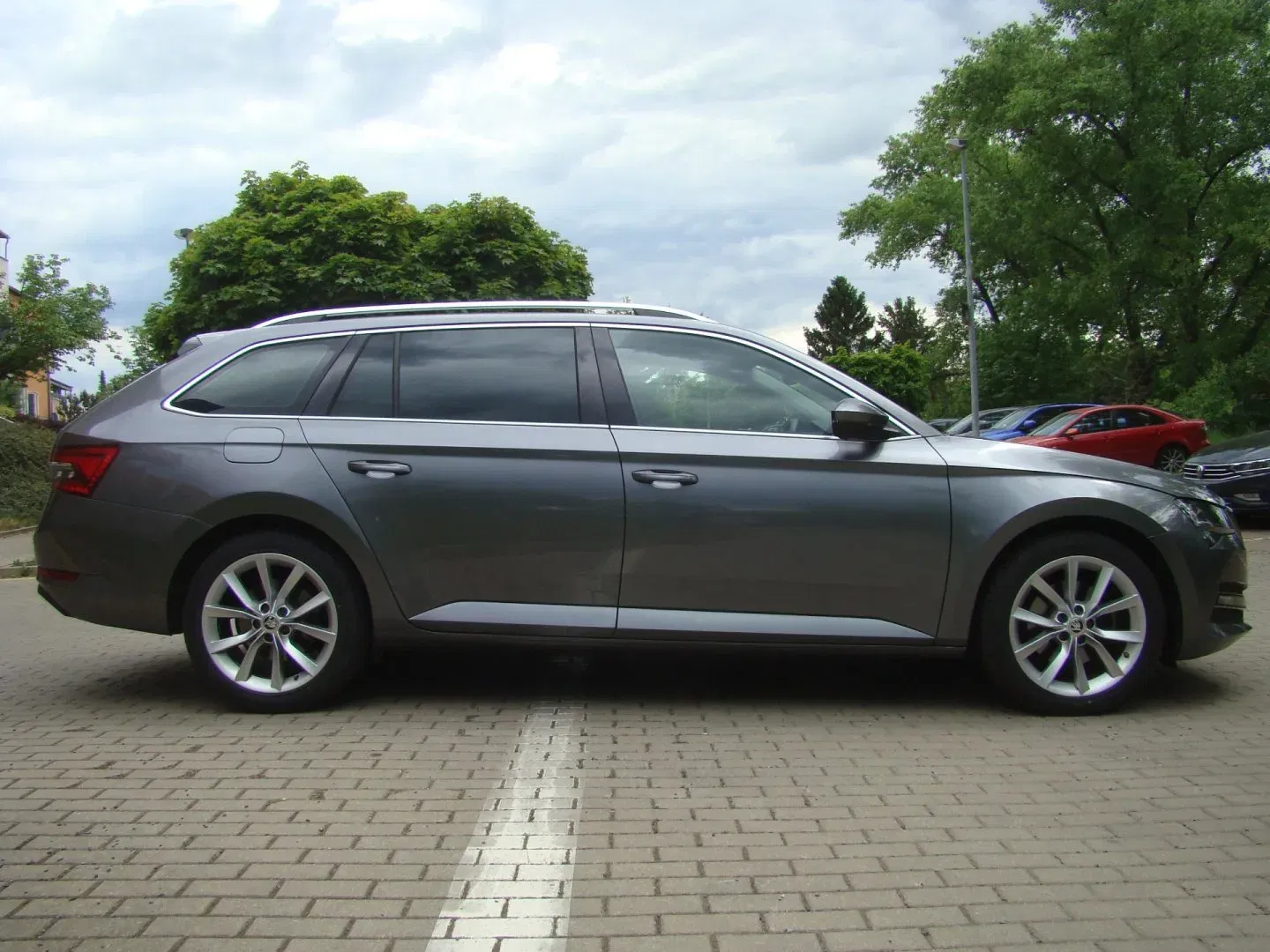Škoda Superb - Náhled 3