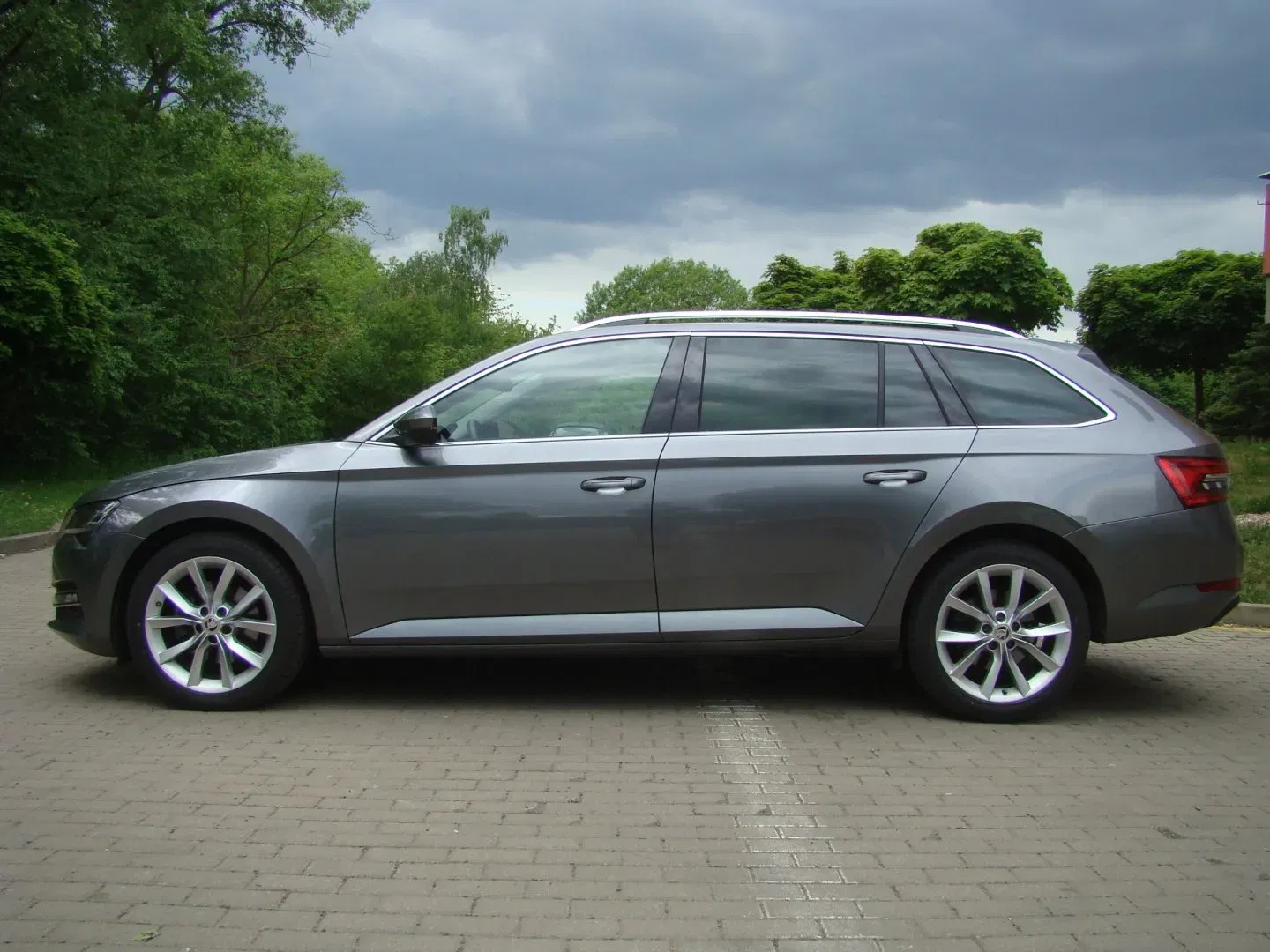 Škoda Superb - Náhled 6