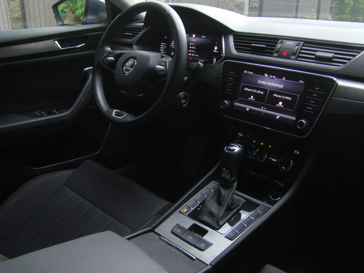 Škoda Superb - Náhled 10
