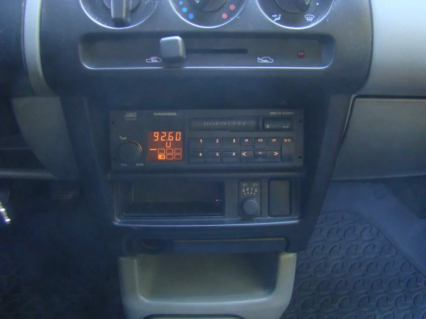 Nissan Micra - Náhled 17