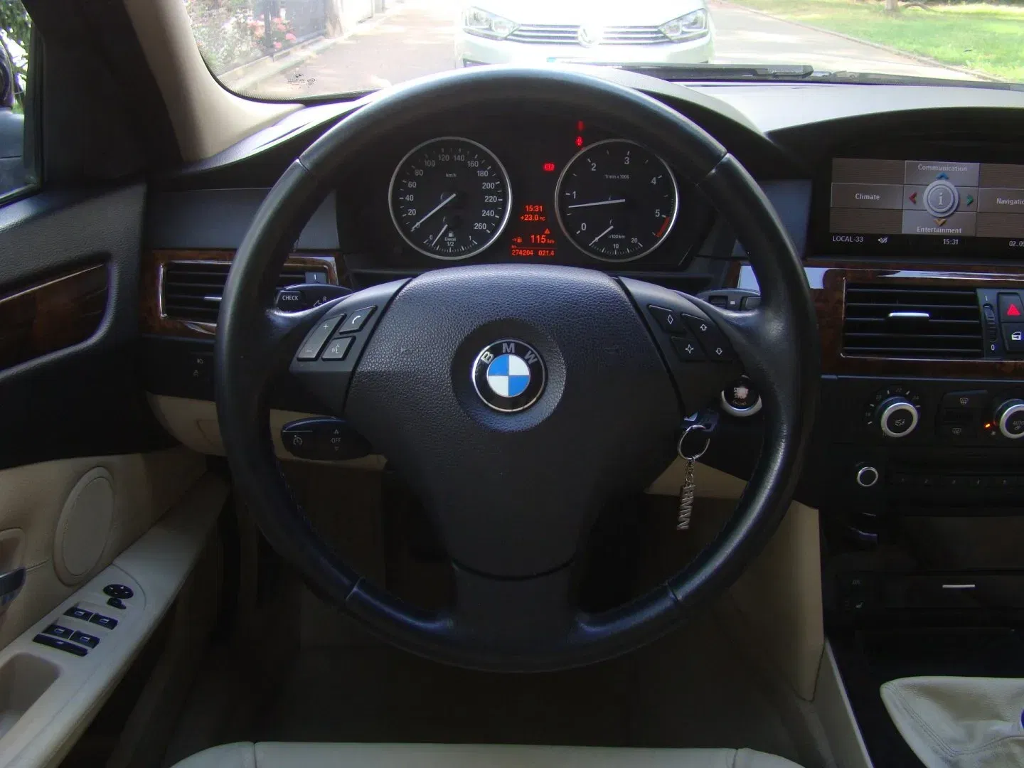 BMW Řada 5 - Náhled 23