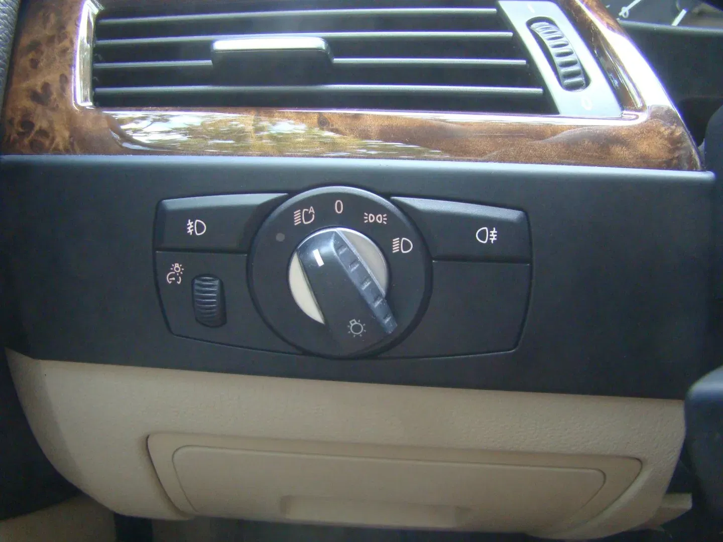 BMW Řada 5 - Náhled 25