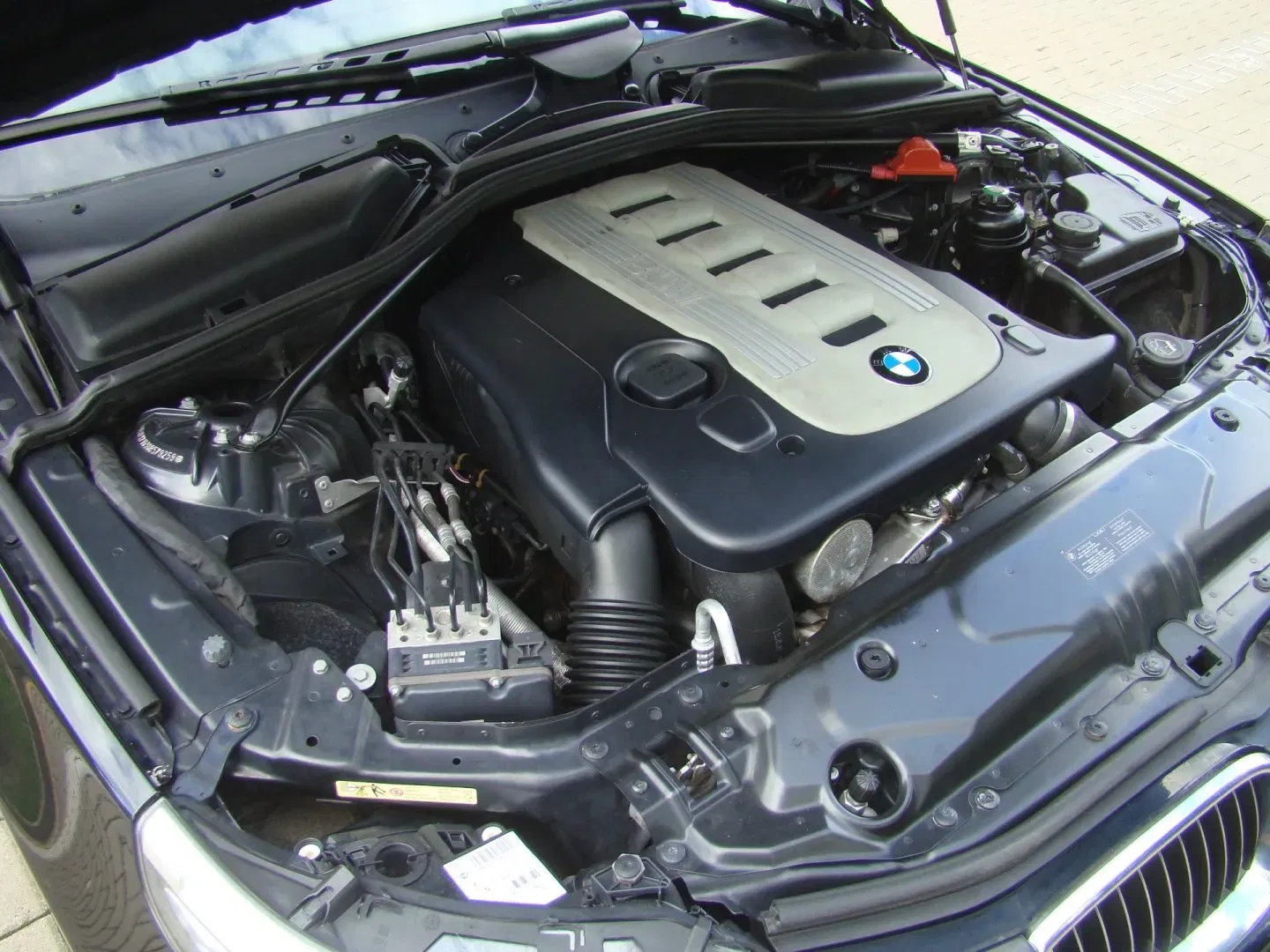 BMW Řada 5 - Náhled 33